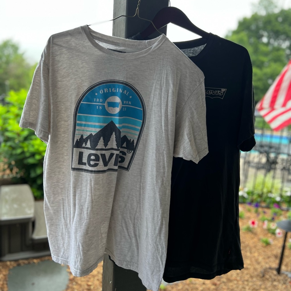MENS BUNDLE 2 tees for 25